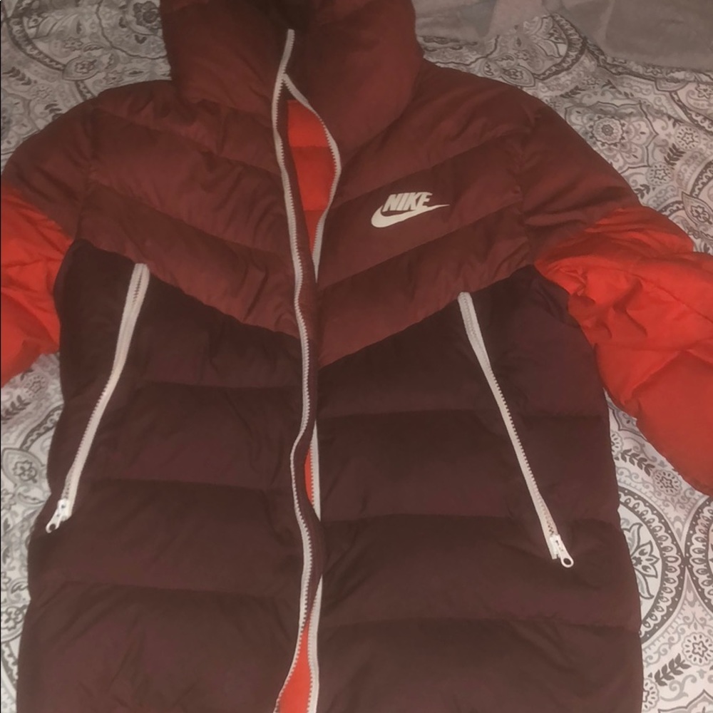 Nike puffer jacket